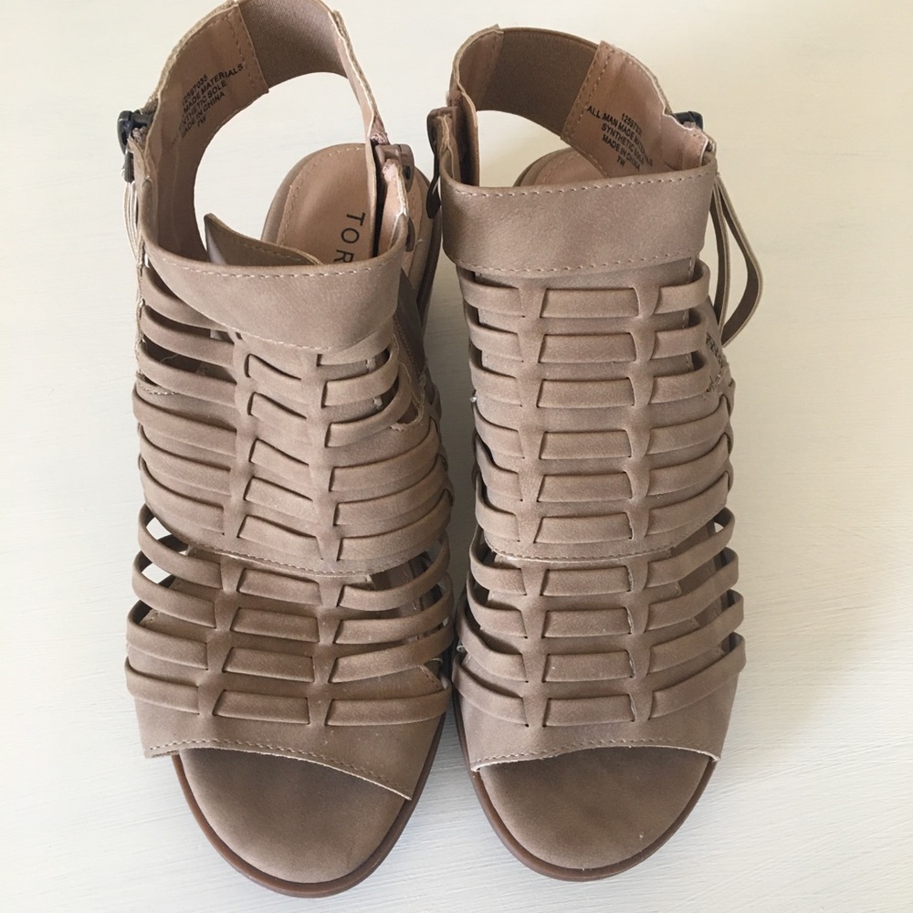 New Torrid bootie heeled sandals. 7W.
